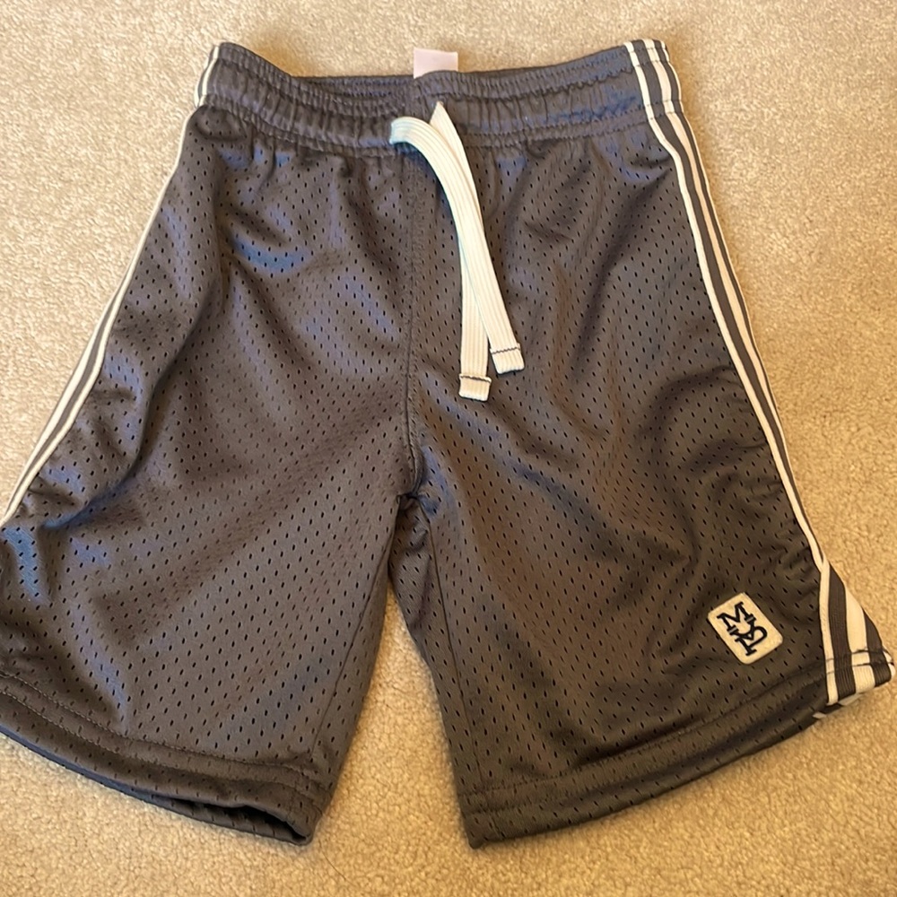 CARTER’S SHORTS GRAY WITH WHITE STRIPS DOWN BOTH SIDES